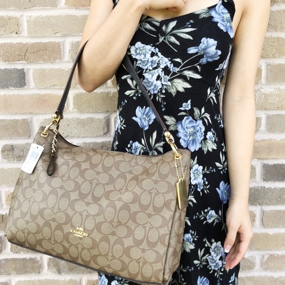 Coach Handbags - Gaby’sBags👜💕- Coach Large Tote Crossbody signatu